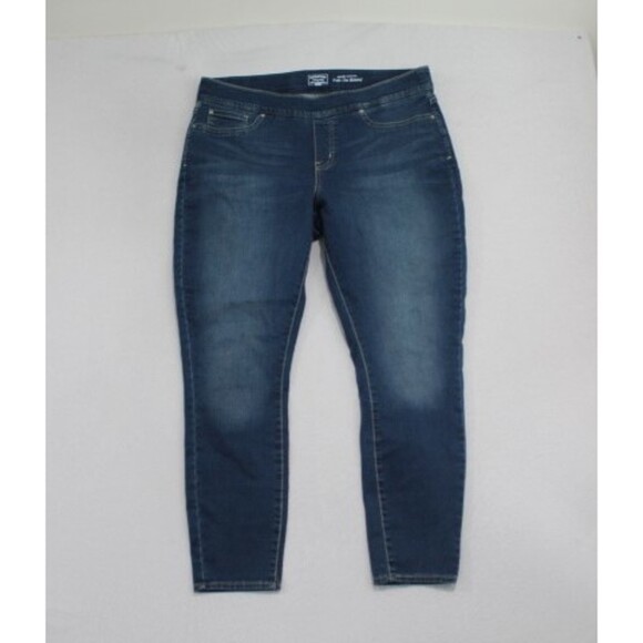 Signature Levi's Women Blue Pull On Skinny Totally Shaping Size 18M - Picture 1 of 10